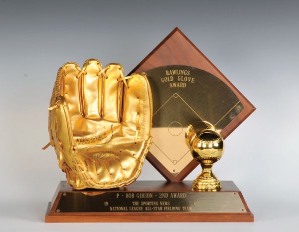 1966 Gold Glove Award Bob Gibson